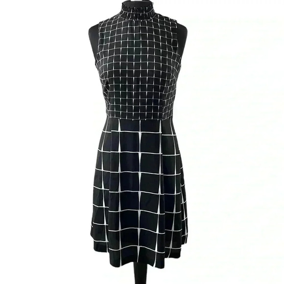 WHO WHAT WEAR Sleeveless High Neck Grid Design Lined Midi Dress Size S - Picture 1 of 7